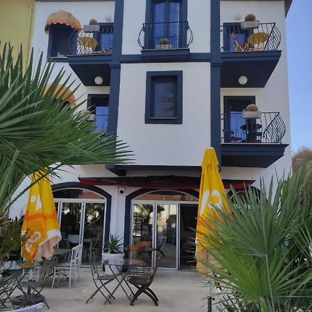 Marina Sahil Hotel Çeşme Esterno foto