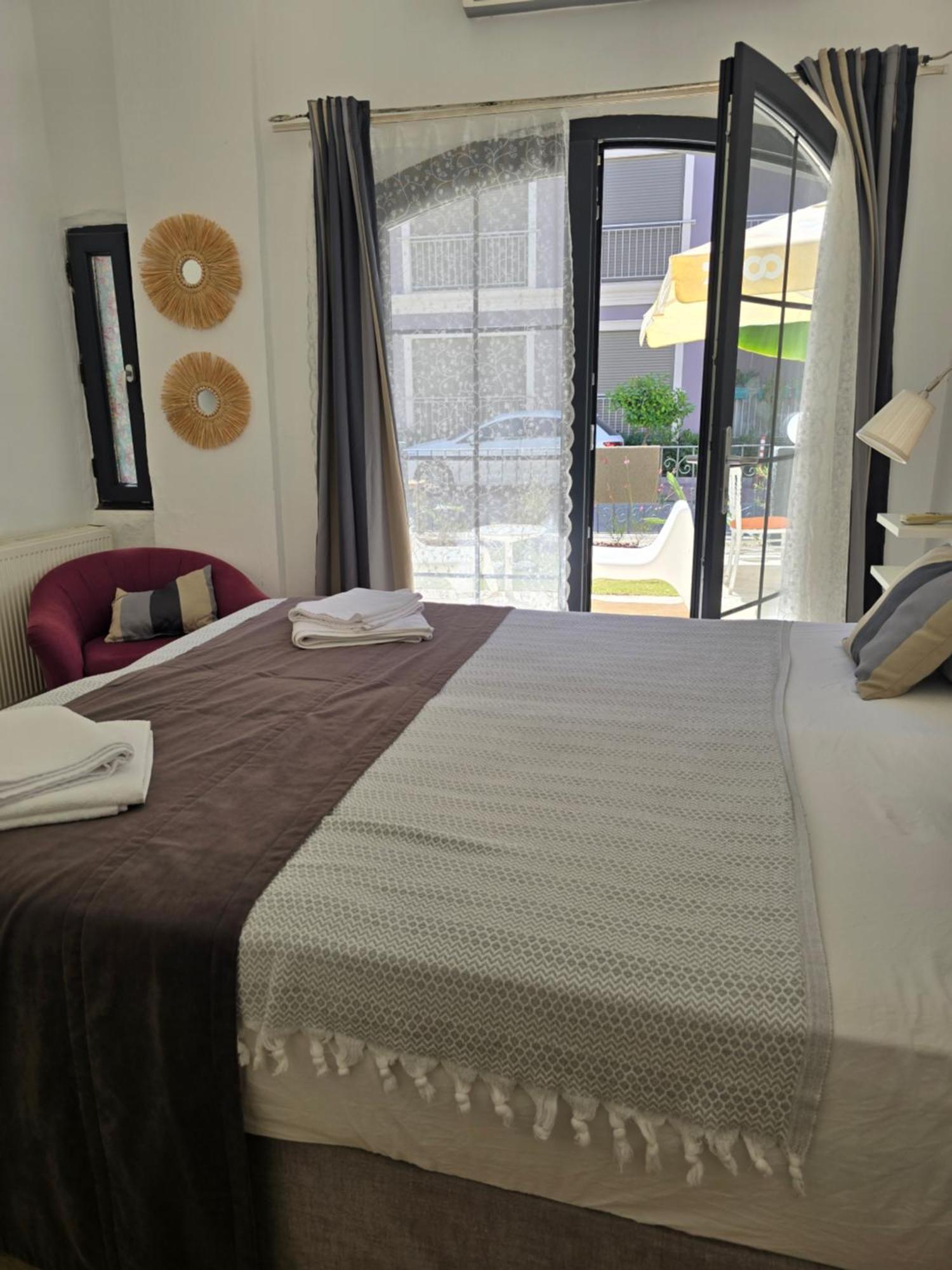 Marina Sahil Hotel Çeşme Esterno foto